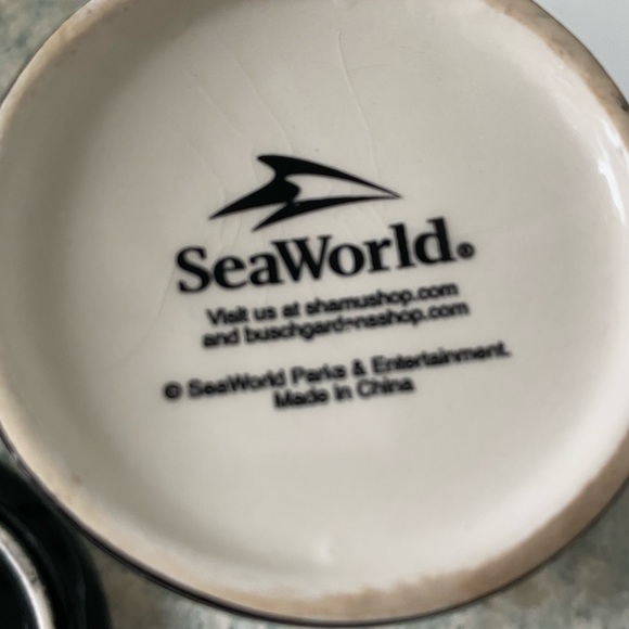Vintage Seaworld TeaCup w /warmer lid - Picture 4 of 9